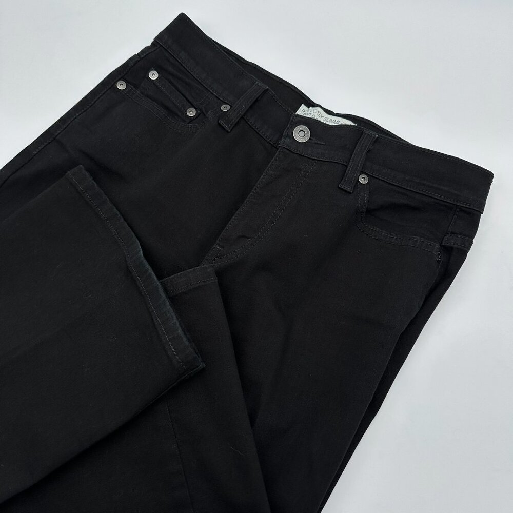 Levi's Women's 512™ Perfectly Slimming Boot Cut Jeans, Size 8‎ Short, Black Wash